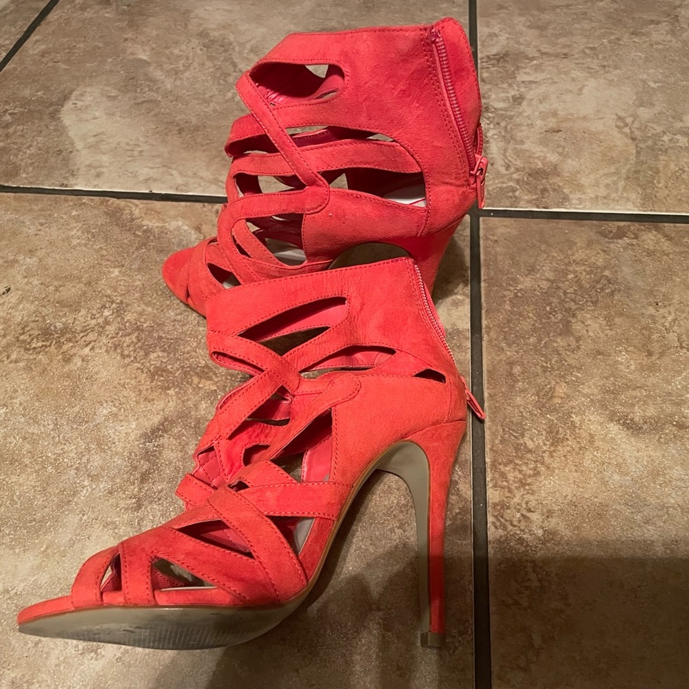 Heels !